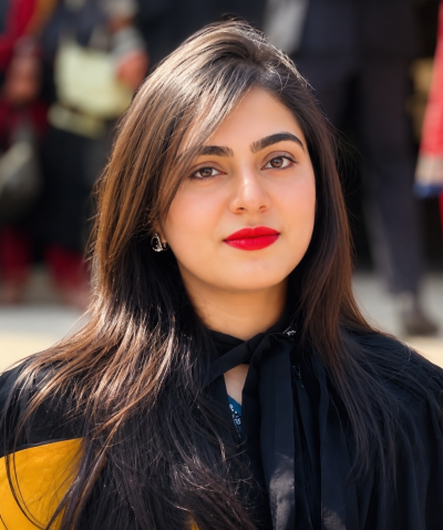 Ayesha Bintay Farooq